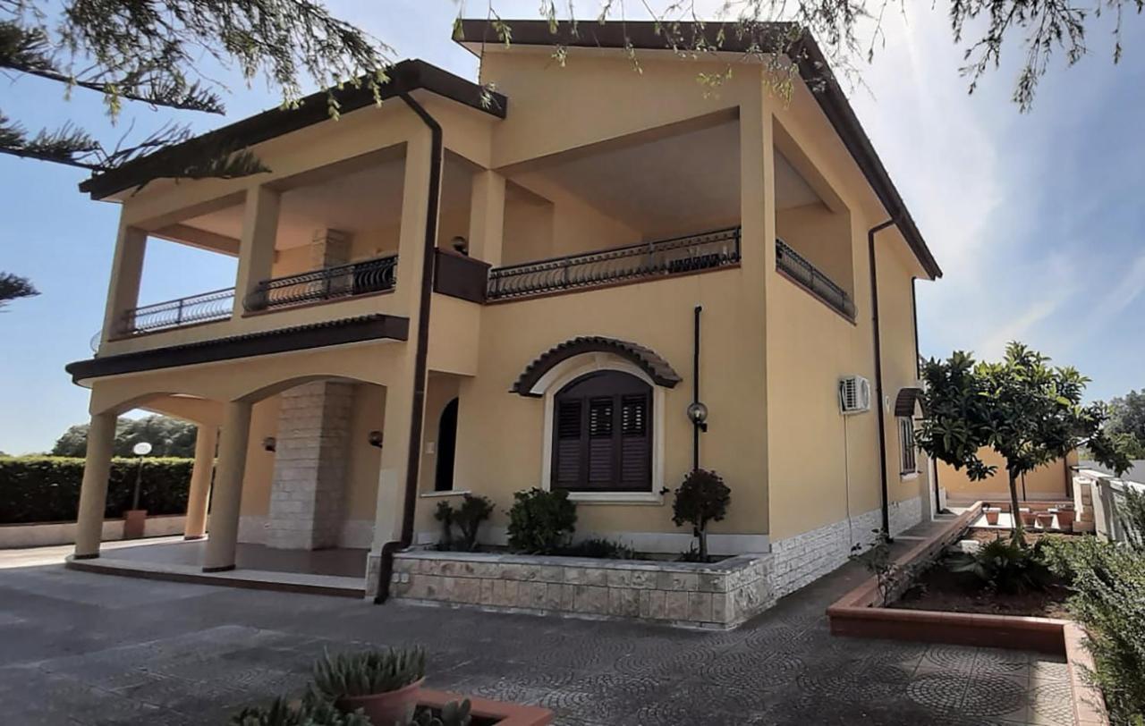 Villa Bice Pulsano Exterior photo